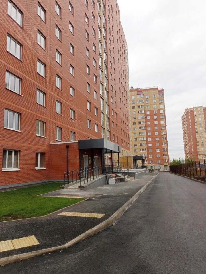 3-комнатная квартира, 65 кв.м., улица Поляничко, дом 6, Оренбург