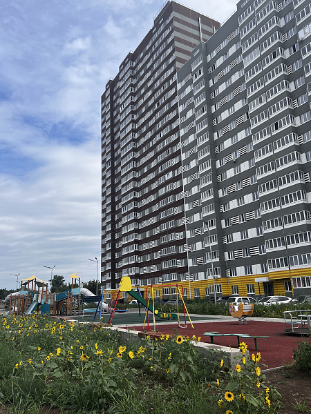 2-к квартира, 67 кв. м, Оренбург, улица Юркина, 8