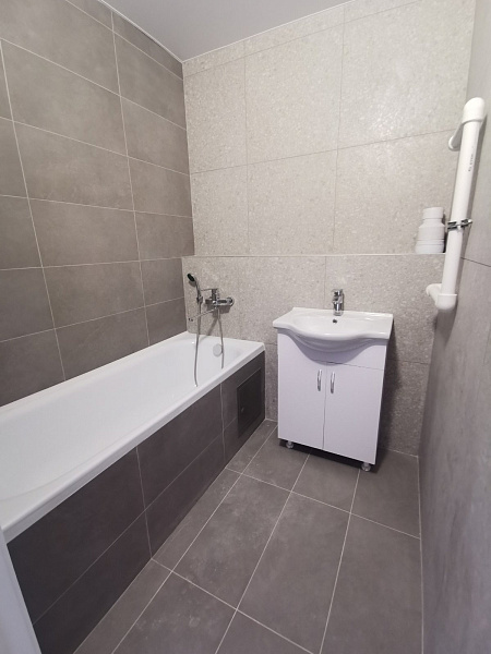 3-к квартира, 66.3 кв. м, Оренбург, улица Юркина, 8