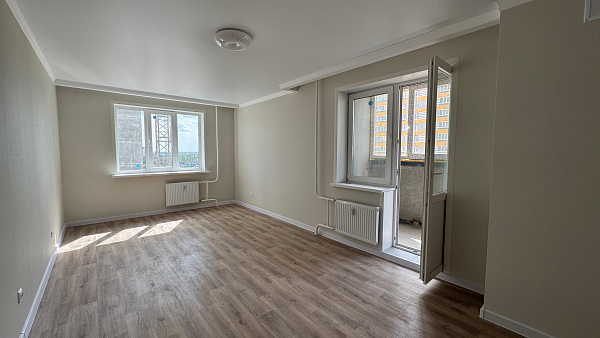 3-к квартира, 70 кв. м, Оренбург, улица Юркина, дом 6