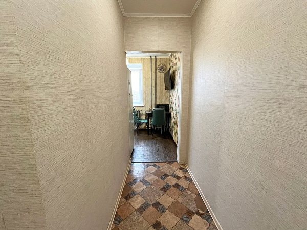 1-к квартира, 37 кв. м, Оренбург, улица Желябова, 25/1