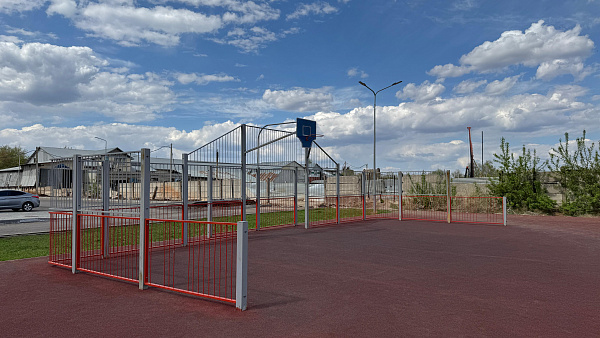 3-к квартира, 70 кв. м, Оренбург, улица Юркина, дом 6