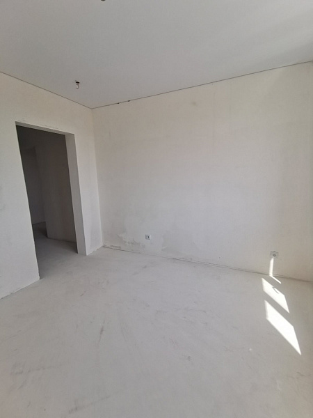 3-к квартира, 71 кв. м, Оренбург, улица Юркина, 8