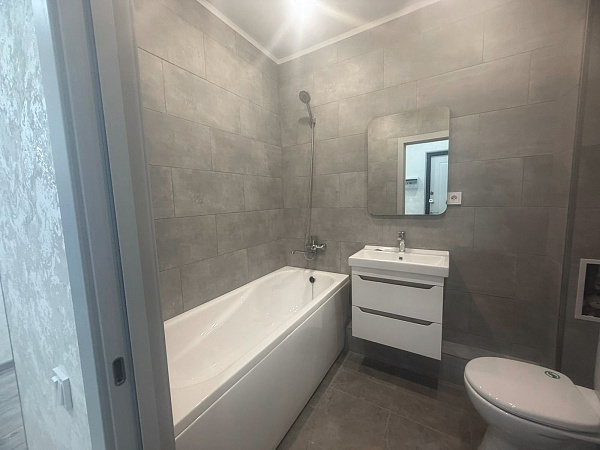 1-к квартира, 48 кв. м, Оренбург, улица Рокоссовского, 3